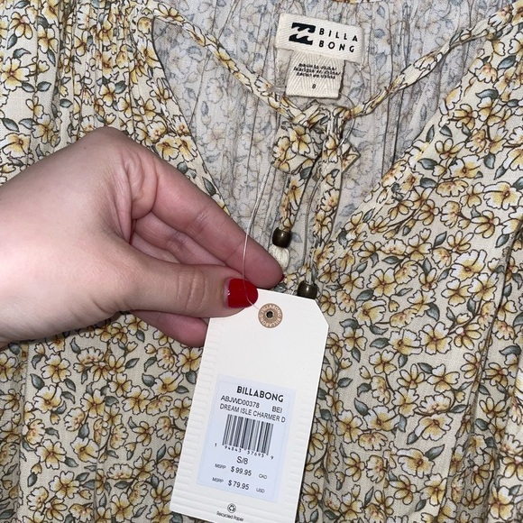 Billabong NWT Dream Isle Charmer Yellow Floral Dress Size Small Oversized - Picture 5 of 9